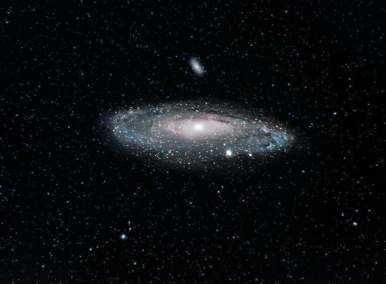 Rêve d&rsquo;étoiles filantes: L&rsquo;art de contempler le ciel nocturne